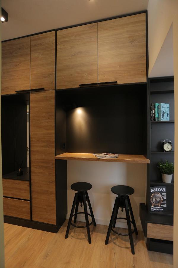 Bonanza Apartments นิส ภายนอก รูปภาพ