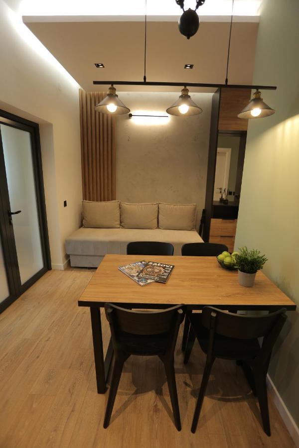 Bonanza Apartments นิส ภายนอก รูปภาพ