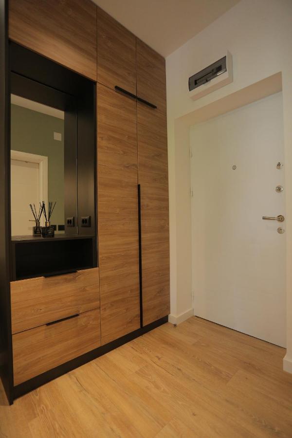 Bonanza Apartments นิส ภายนอก รูปภาพ